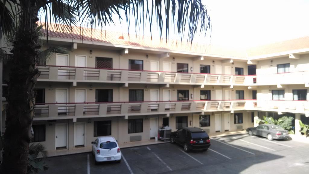 Hotel Frontiere Τιχουάνα Εξωτερικό φωτογραφία